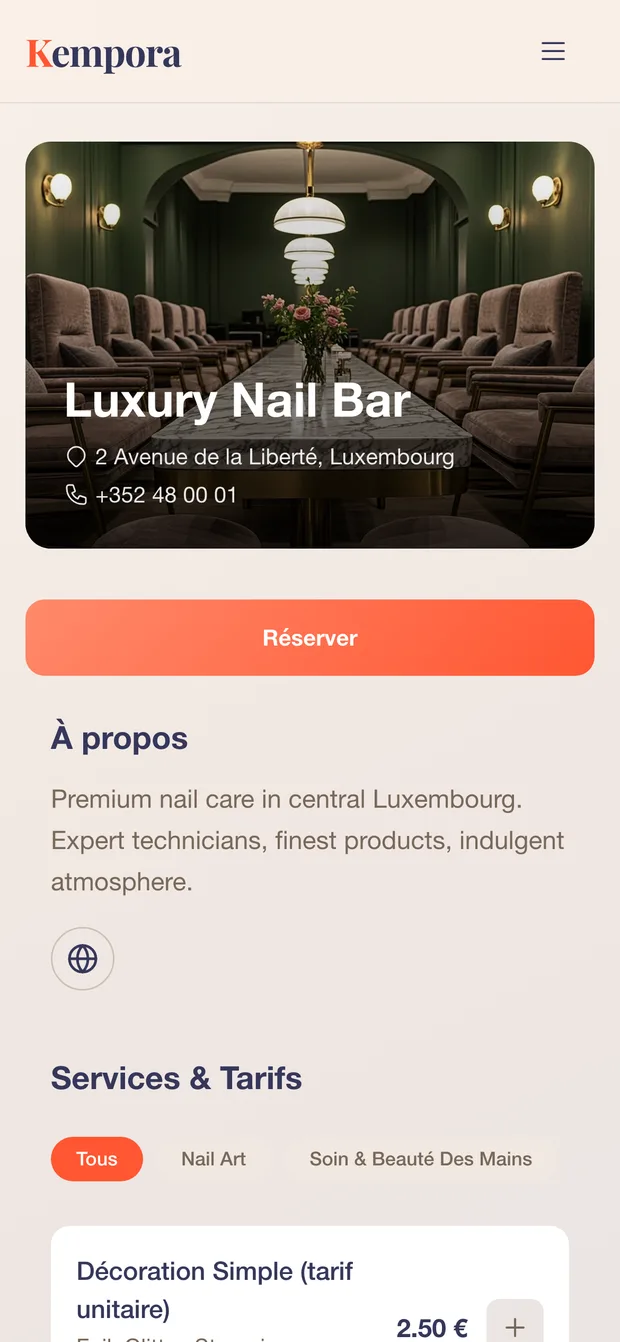 La même page de réservation affichée sur un téléphone